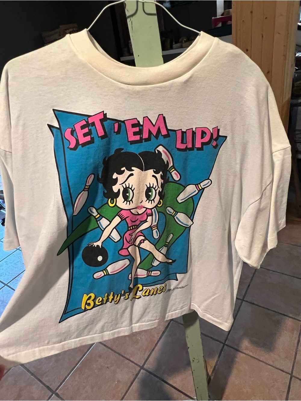 Betty Boop 'Set 'Em Up!' White Graphic Tee
